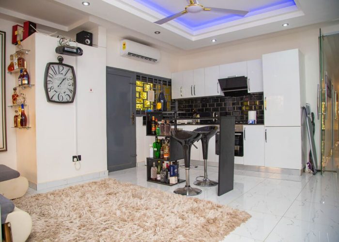 Genral’s Lounge-Room 1-2