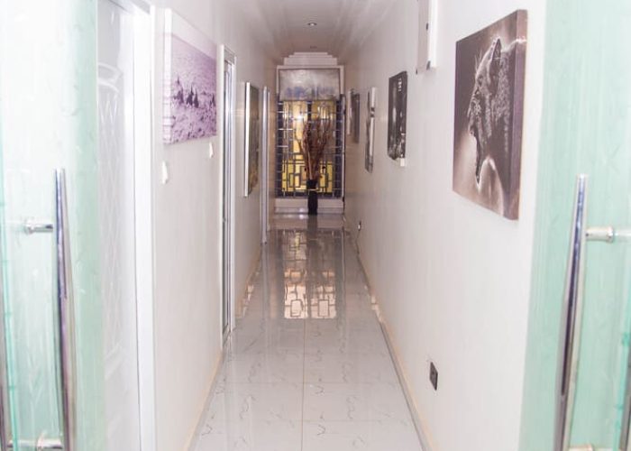 Genral’s Lounge-Room 1-5